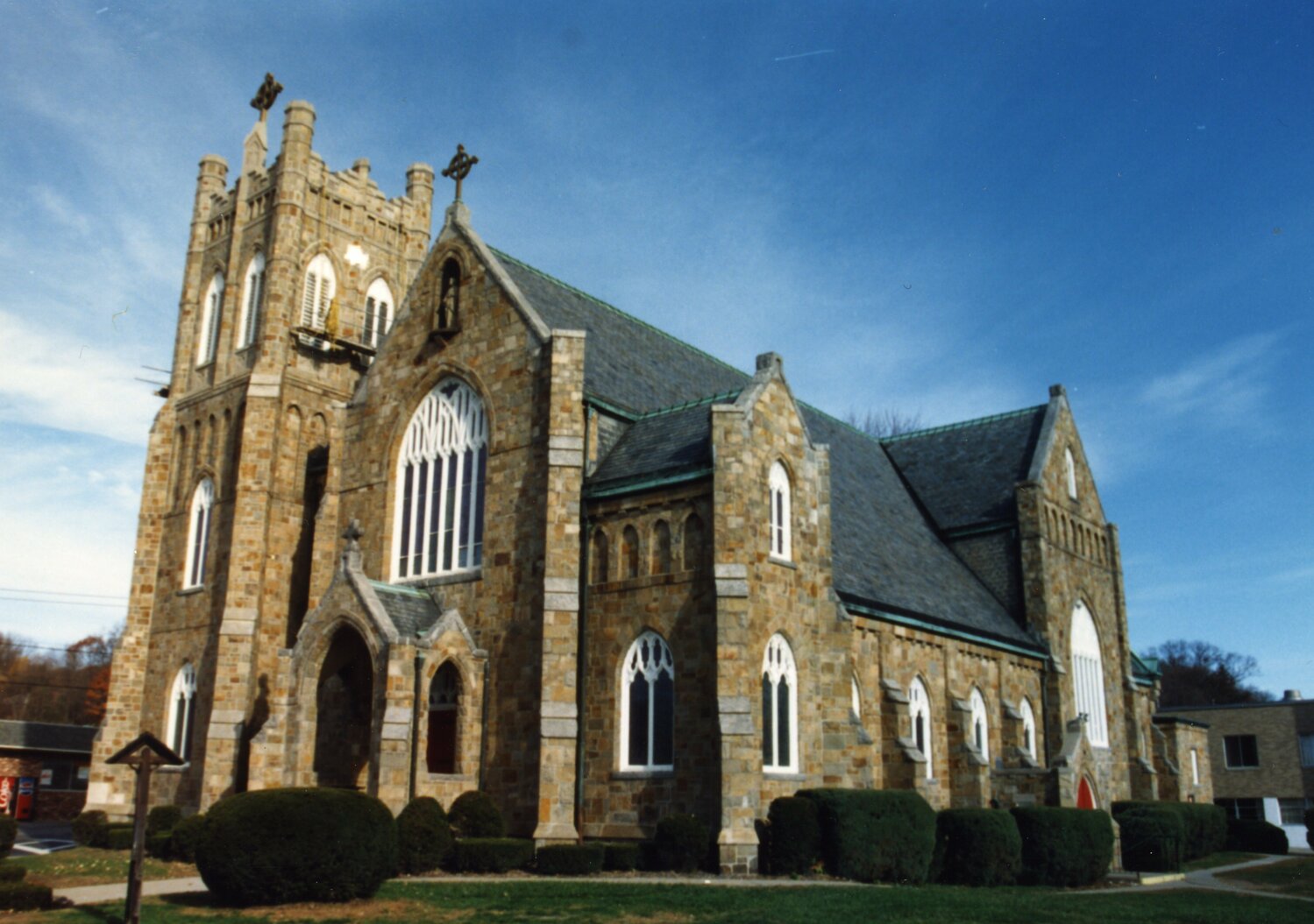 St. Thomas Church in Thomaston, Conn., is pictured in this photo from November 1991. The Archdiocese of Hartford has asked the Vatican to investigate a possible Eucharistic miracle that occurred March 5, 2023. St. Thomas parish was once pastored by Father Michael J. McGivney, who founded the Knights of Columbus while there.